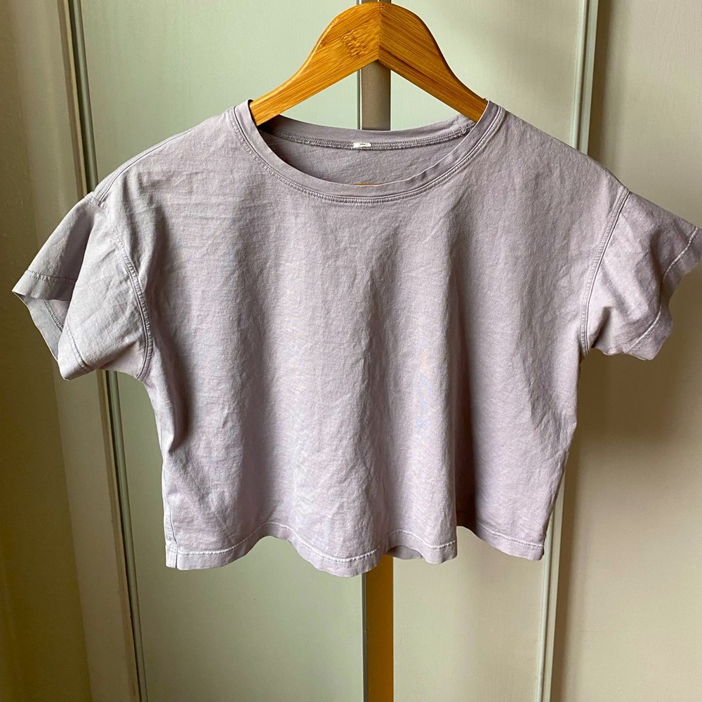 Lululemon Crop tee size 4